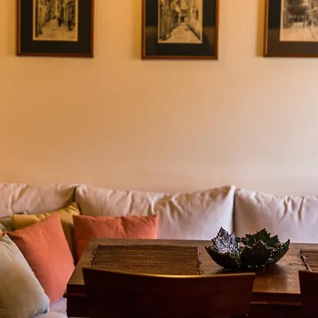 Apartment Venetian Rimondi Fountain Mansion Built In 1626 Rethymno (Crete)